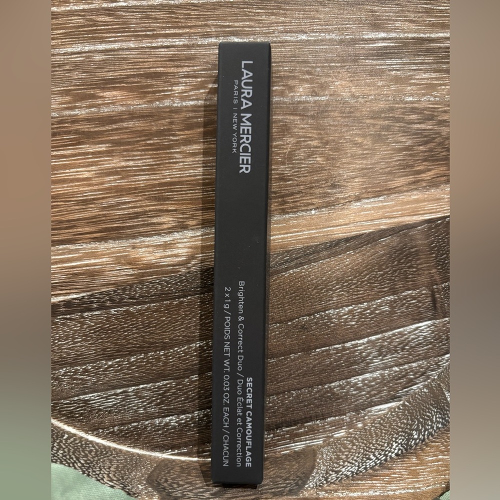 NIB Laura Mercier Secret Camouflage Brighten Correct Duo Concealer 1C Porcelaine